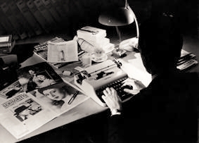1964 – An editor working on the titles, subtitles and captions of an issue of the magazine.