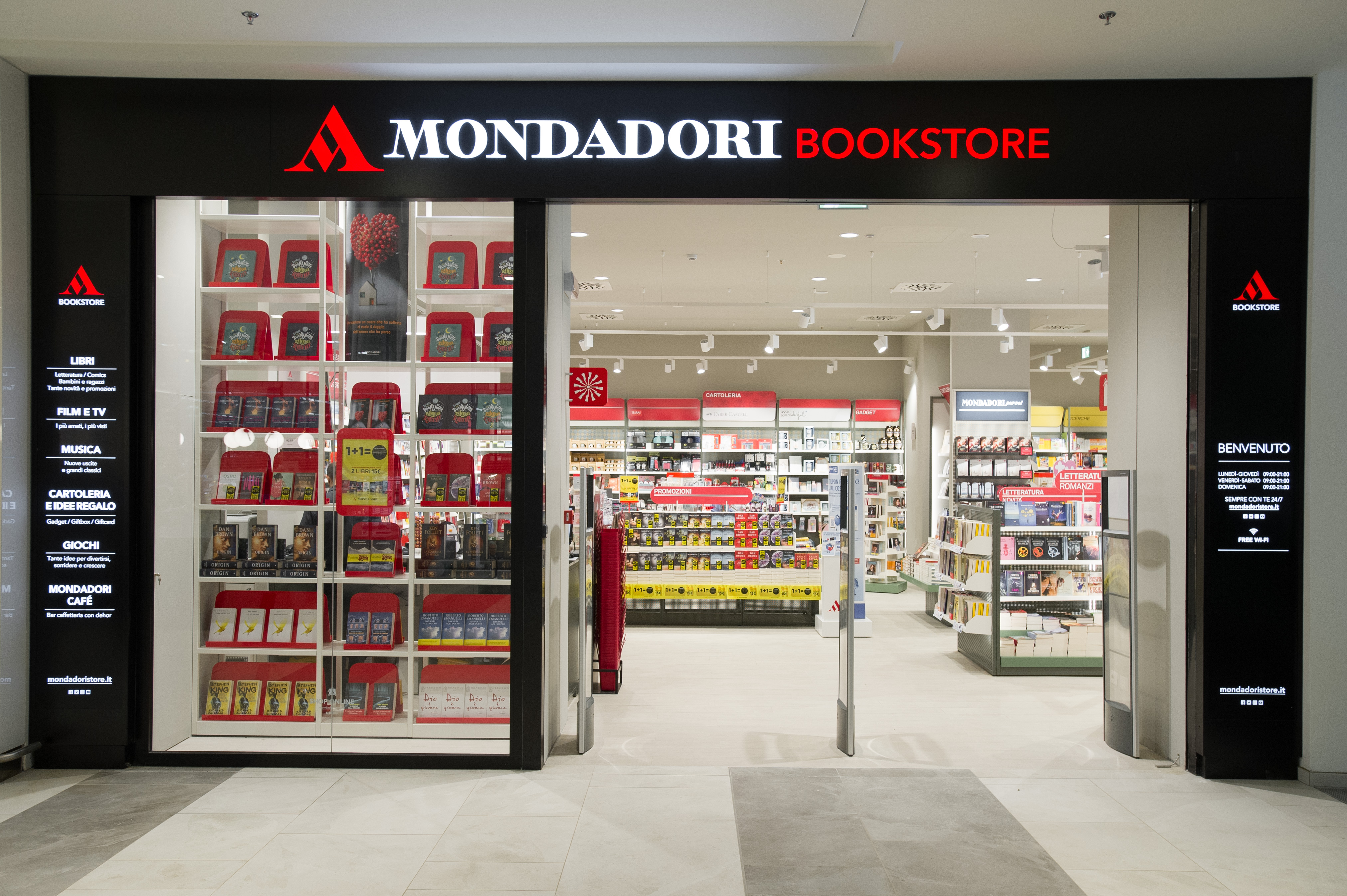 Mondadori Bookstore opens in Rome at the Aura shopping mall | Gruppo  Mondadori