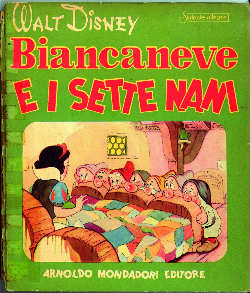 Snow White and the Seven Dwarfs, a classic fairy tale drawn by Disney and included by Mondadori in the series Sinfonie allegre (1948). Image licensed under CC BY-SA 4.0