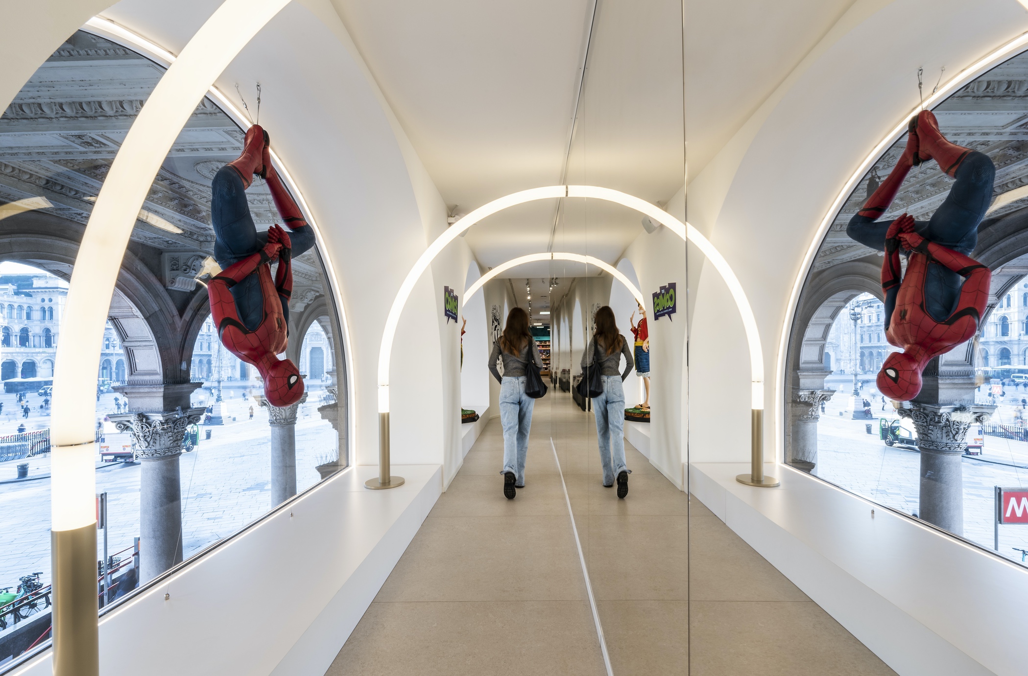 Apre domani la nuova libreria Mondadori Duomo a Milano